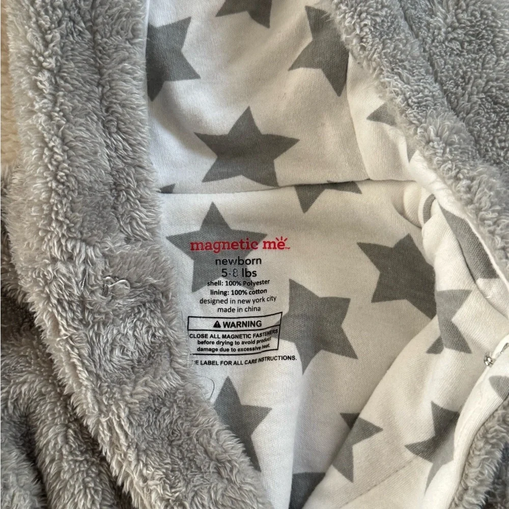 Magnetic Me Gray Footies Set | Newborn - Picture 3 of 9